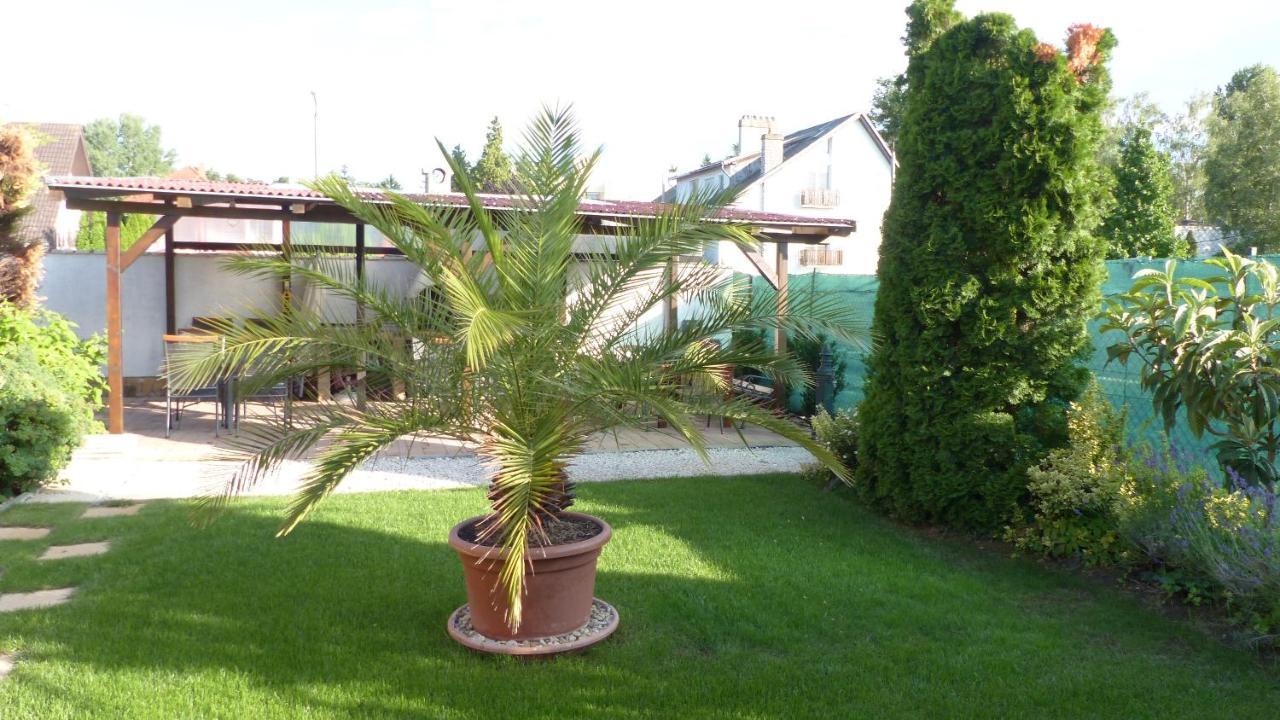Toscana Lakeside Apartments I - II Family Friend ชิโอฟก ภายนอก รูปภาพ