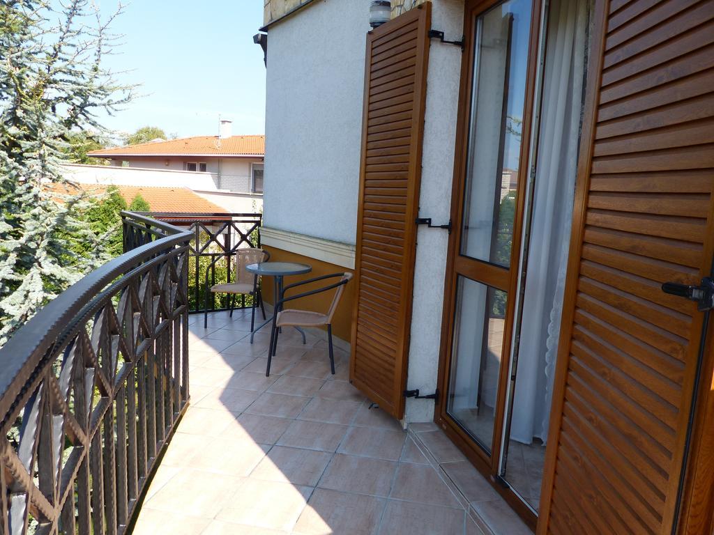 Toscana Lakeside Apartments I - II Family Friend ชิโอฟก ภายนอก รูปภาพ